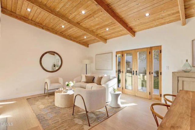 5578 Terrace Drive, La Crescenta, CA 91214