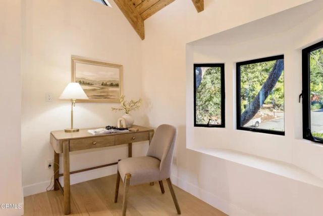 5578 Terrace Drive, La Crescenta, CA 91214