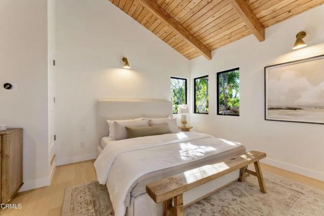 5578 Terrace Drive, La Crescenta, CA 91214