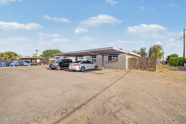 1925 W VILLAGE Drive 2, Phoenix, AZ 85023