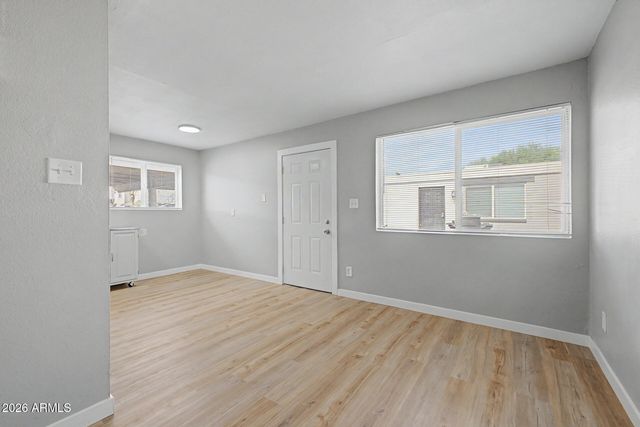 1925 W VILLAGE Drive 2, Phoenix, AZ 85023