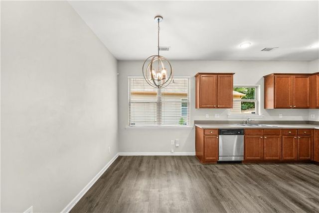 7870 Bluefin Trail, Union City, GA 30291