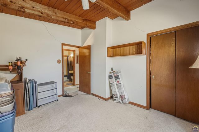 9415 T4 RD, Hoyt, KS 66440