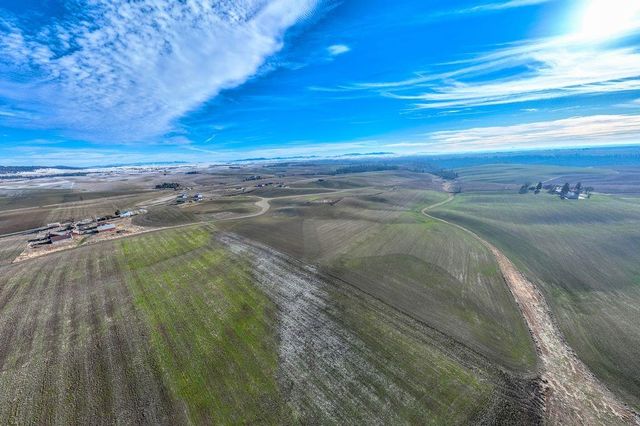 11879 E Elder Rd, Valleyford, WA 99036