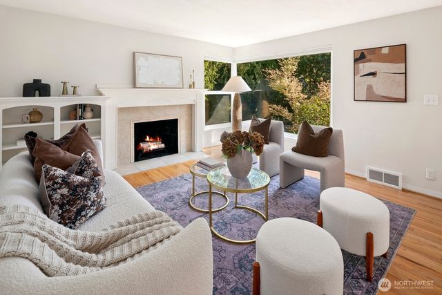 4037 30th Avenue W, Seattle, WA 98199