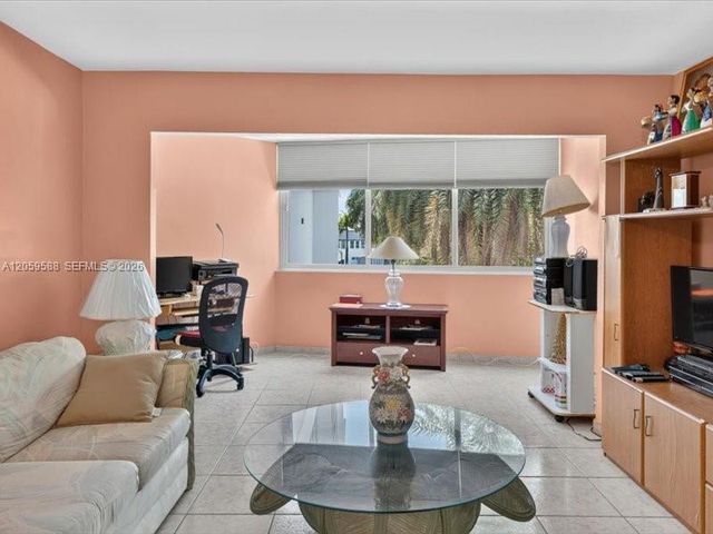 7135 Collins Avenue 331, Miami Beach, FL 33141