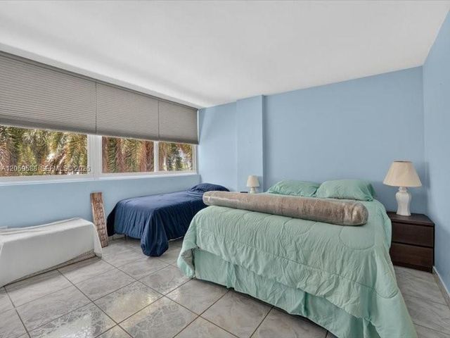 7135 Collins Avenue 331, Miami Beach, FL 33141