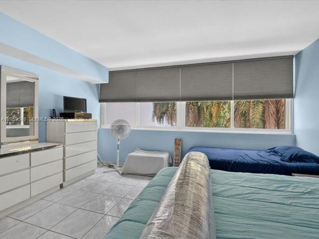 7135 Collins Avenue 331, Miami Beach, FL 33141