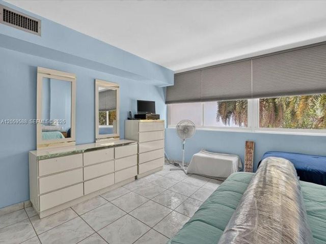 7135 Collins Avenue 331, Miami Beach, FL 33141