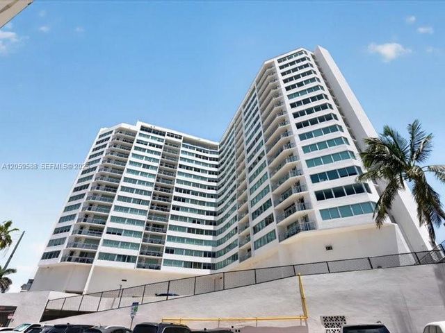 7135 Collins Avenue 331, Miami Beach, FL 33141