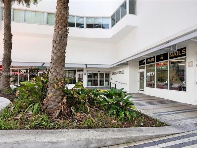7135 Collins Avenue 331, Miami Beach, FL 33141
