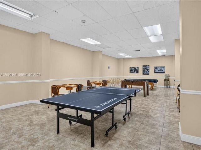 7135 Collins Avenue 331, Miami Beach, FL 33141