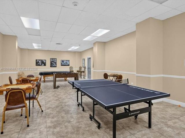 7135 Collins Avenue 331, Miami Beach, FL 33141