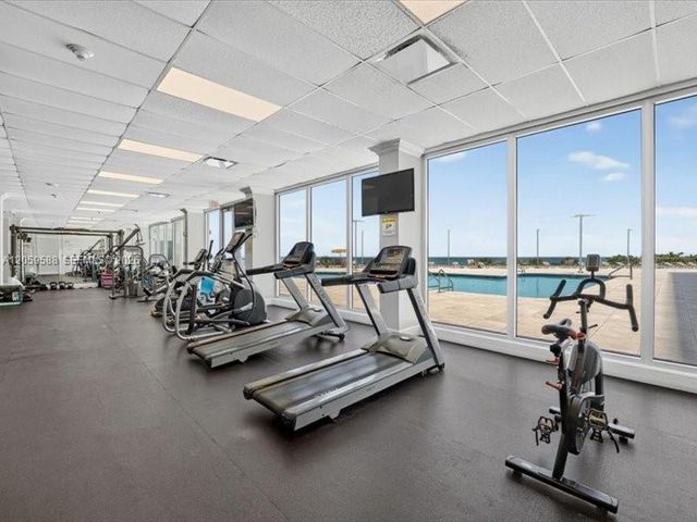 7135 Collins Avenue 331, Miami Beach, FL 33141