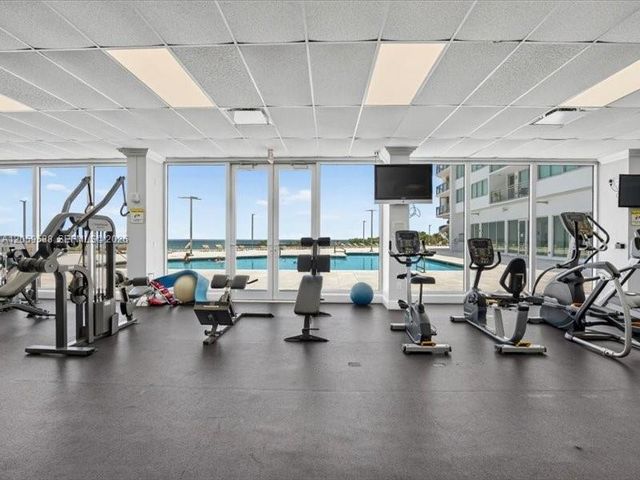7135 Collins Avenue 331, Miami Beach, FL 33141