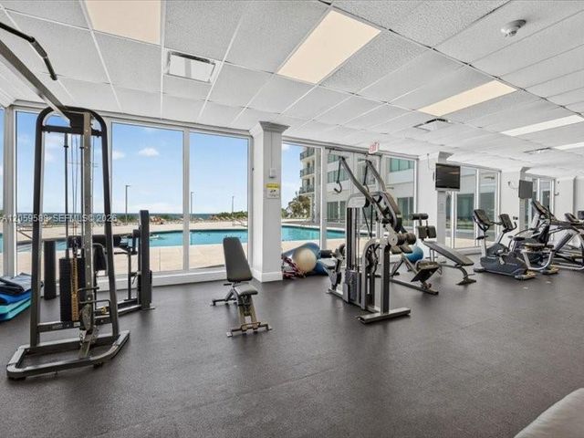 7135 Collins Avenue 331, Miami Beach, FL 33141