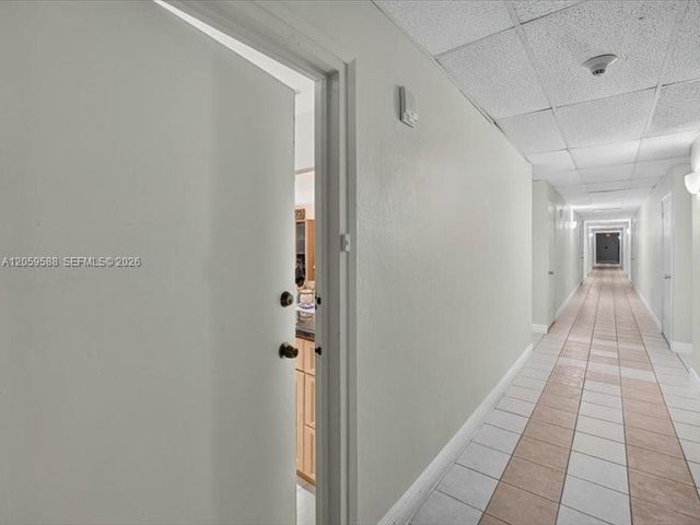 7135 Collins Avenue 331, Miami Beach, FL 33141