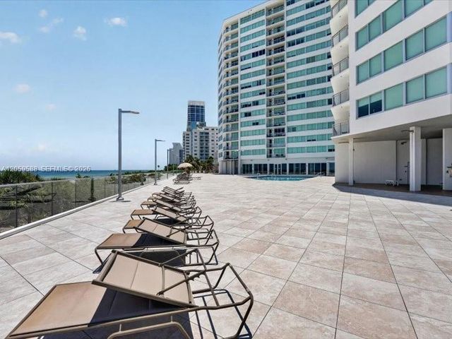 7135 Collins Avenue 331, Miami Beach, FL 33141