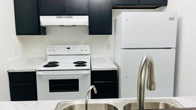 2200 E Trinity Mills Road 313, Carrollton, TX 75006