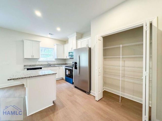 107 Beaumont Drive, Hinesville, GA 31313