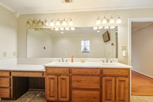 904 County Road 3341, Paradise, TX 76073