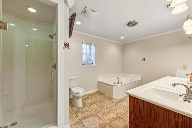 904 County Road 3341, Paradise, TX 76073