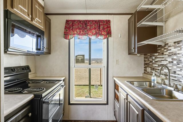 904 County Road 3341, Paradise, TX 76073