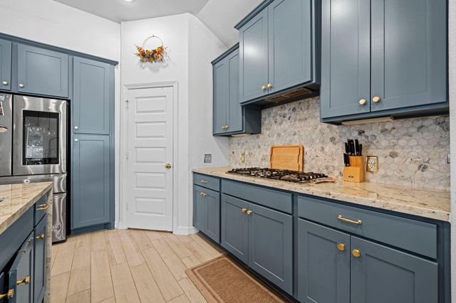 534 Cedar Harbor Court, Conroe, TX 77304