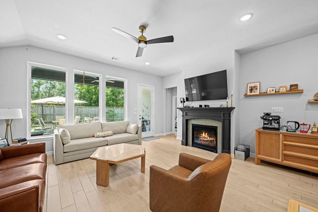 534 Cedar Harbor Court, Conroe, TX 77304
