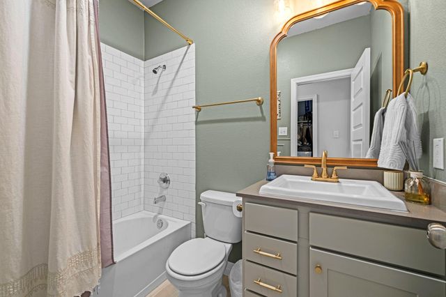534 Cedar Harbor Court, Conroe, TX 77304
