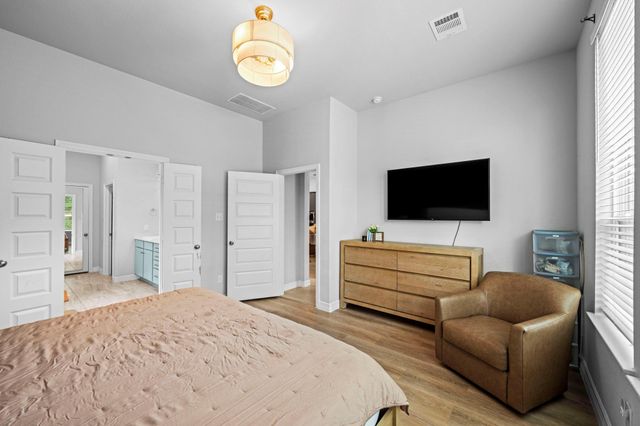 534 Cedar Harbor Court, Conroe, TX 77304