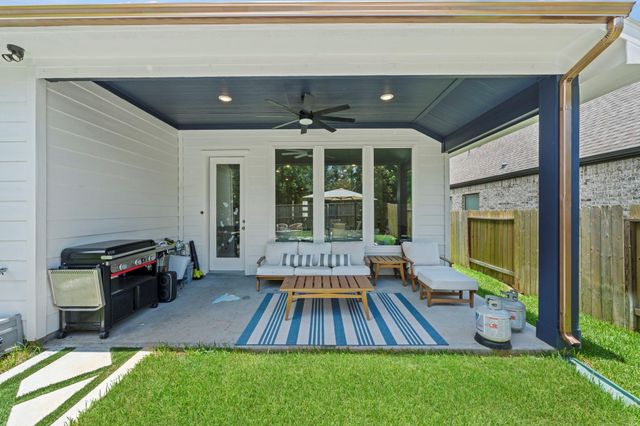 534 Cedar Harbor Court, Conroe, TX 77304