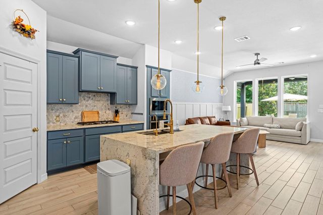 534 Cedar Harbor Court, Conroe, TX 77304