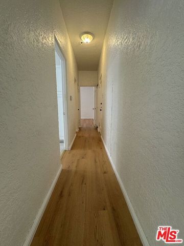 123 N Swall Drive, Los Angeles, CA 90048