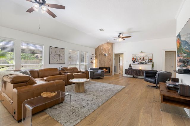 756 Forest Lane Drive, Conroe, TX 77302