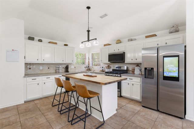 756 Forest Lane Drive, Conroe, TX 77302