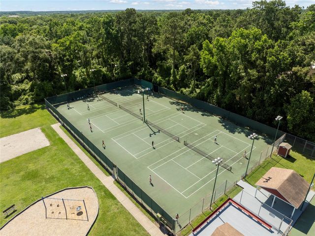 756 Forest Lane Drive, Conroe, TX 77302