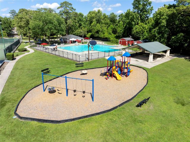 756 Forest Lane Drive, Conroe, TX 77302