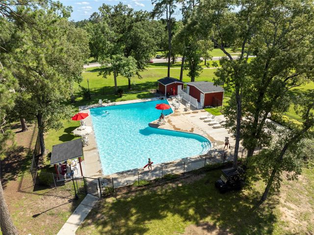 756 Forest Lane Drive, Conroe, TX 77302