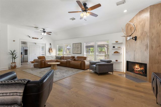 756 Forest Lane Drive, Conroe, TX 77302