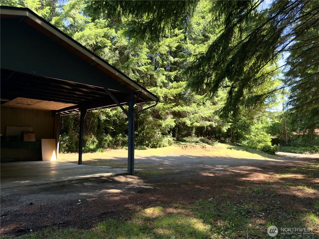1015 Coal Creek, Chehalis, WA 98532