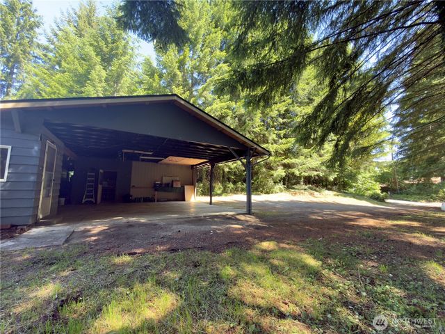 1015 Coal Creek, Chehalis, WA 98532
