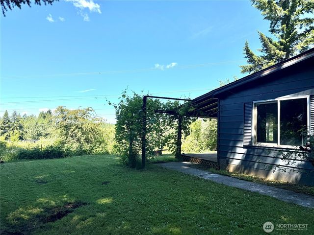1015 Coal Creek, Chehalis, WA 98532