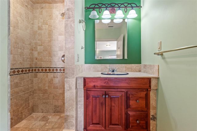 6515 DIMARCO ROAD, Tampa, FL 33634