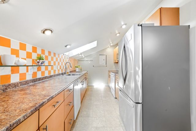 1475 Massachusetts Ave 463, Lexington, MA 02420