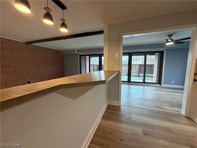 911 Canyon View Road 112, Northfield, OH 44067