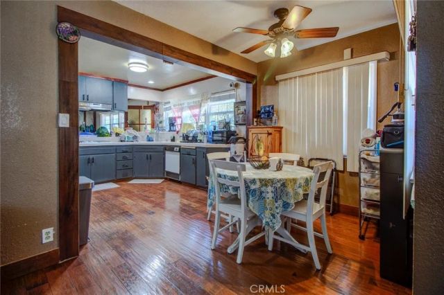 1402 S Poplar Street, Santa Ana, CA 92704