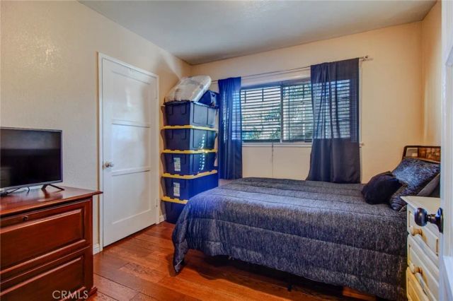 1402 S Poplar Street, Santa Ana, CA 92704