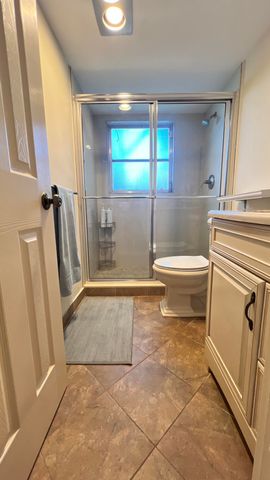 4017 N CYPRESS Drive 101, Pompano Beach, FL 33069