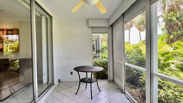 4017 N CYPRESS Drive 101, Pompano Beach, FL 33069